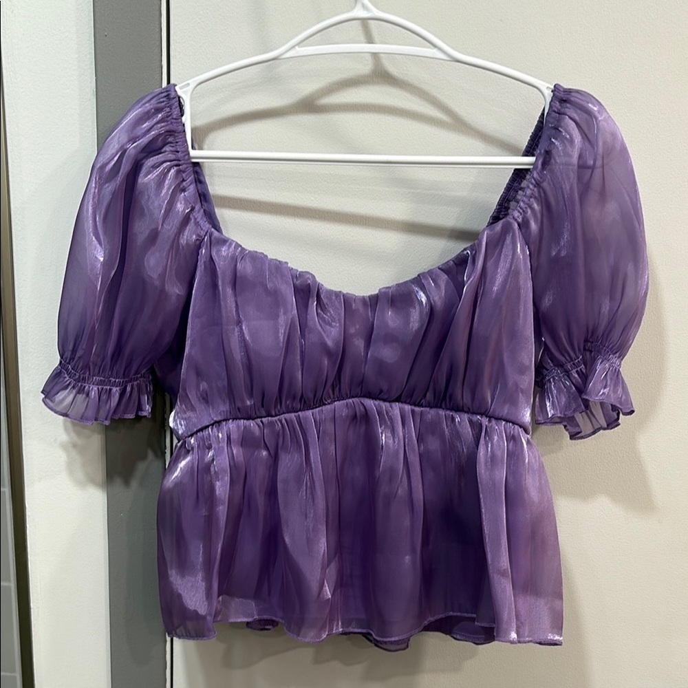 Chic Lavender Blouse with Puff Sleeves